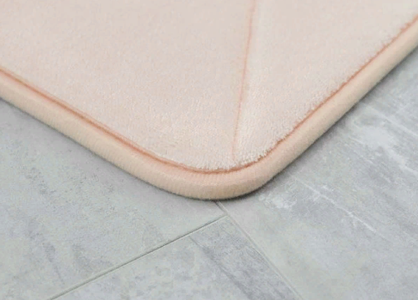 Kovrik dlya vannoj IDDIS 50x80 svetlo-rozovyj 3