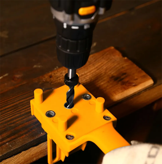 Konduktor sverl + nabor aksessuarov 4