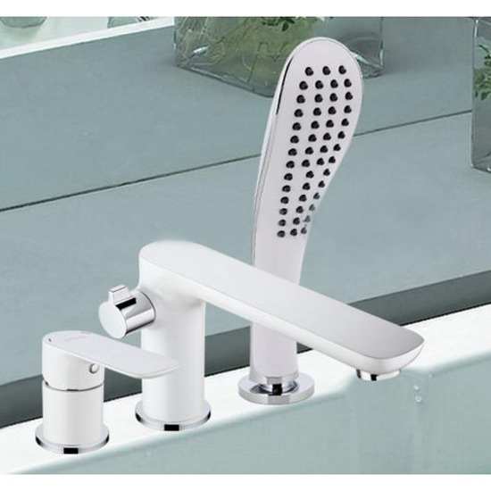 Smesitel vstraivaemyj na bort vanny 3