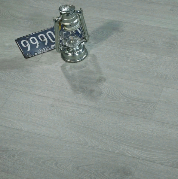 Vinilovaya plitka ZETA La Casa SPC Lucca 2
