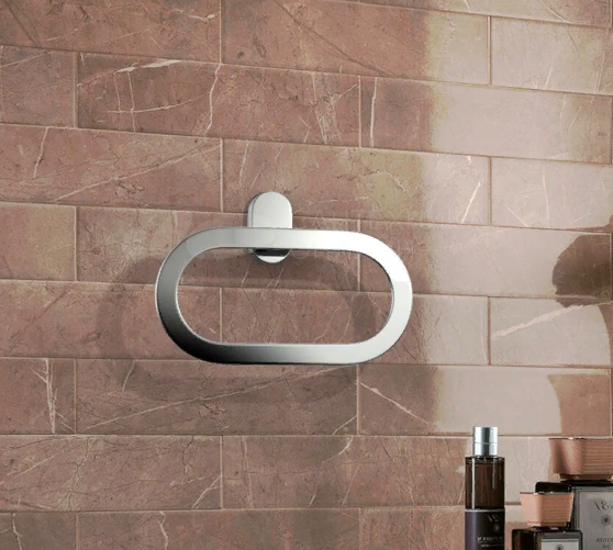 Polotencederzhatel kolco Fora Brass BR011 2