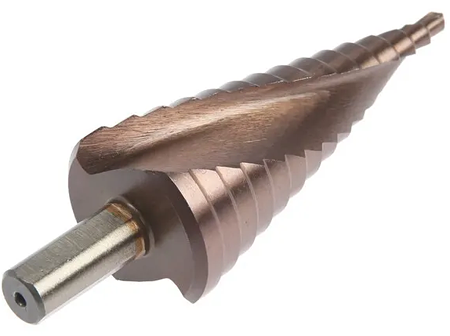 Sverlo po metallu stupenchatoe 2