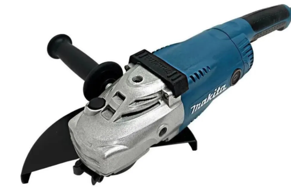 MAKITA 5