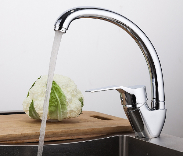 Smesitel dlya kuhni FRAP F4163-2 3