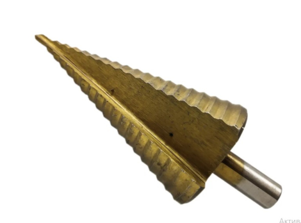 Sverlo Spark Lux po metallu stupenchatoe 240402547 02