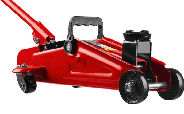 Domkrat gidravlicheskij podkatnoj 5