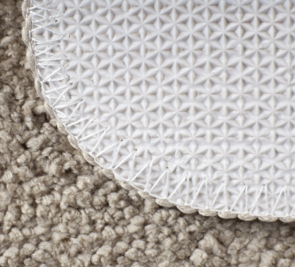 Kovrik dlya vannoj komnaty 2