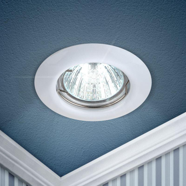 Svetilnik tochechnyj vstraivaemyj ERA С0043801 2