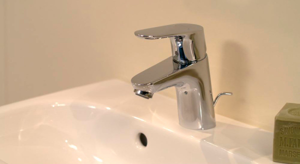Smesitel dlya rakoviny HANSGROHE FOCUS 70 31730000 3