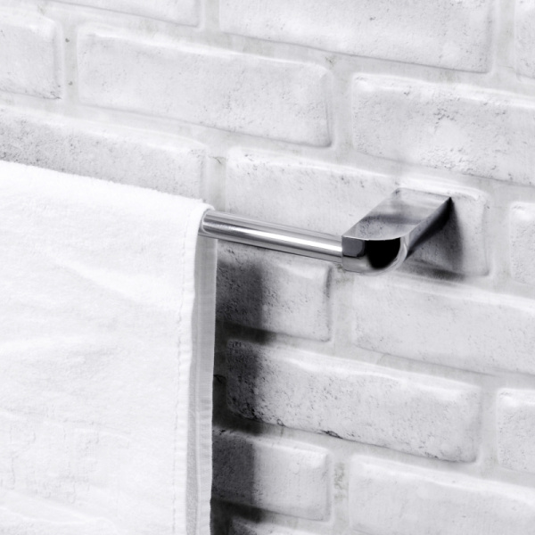 Derzhatel polotenec odinarnyj shtanga WasserKraft Kammel K-8330 hrom 2