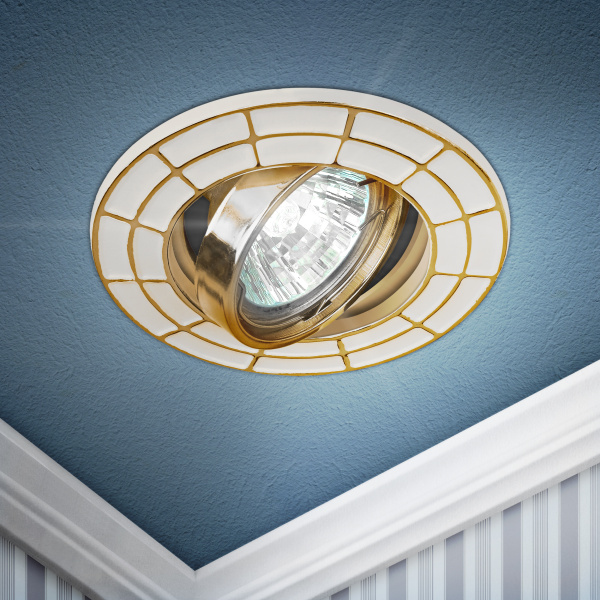 Svetilnik tochechnyj vstraivaemyj ERA ST7A GDWH 2