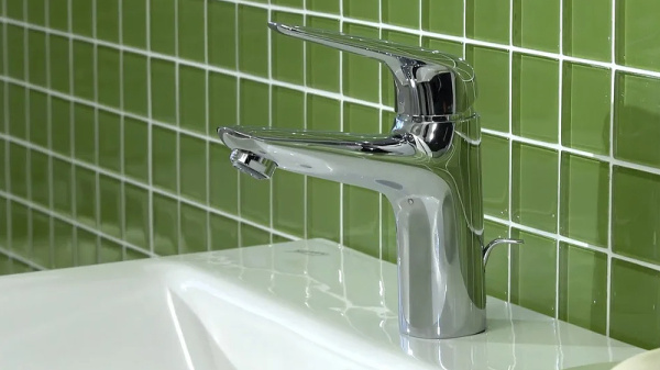 Smesitel dlya rakoviny HANSGROHE NOVUS 100 71030000 3