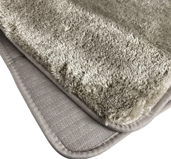 Kovrik dlya vannoj 2